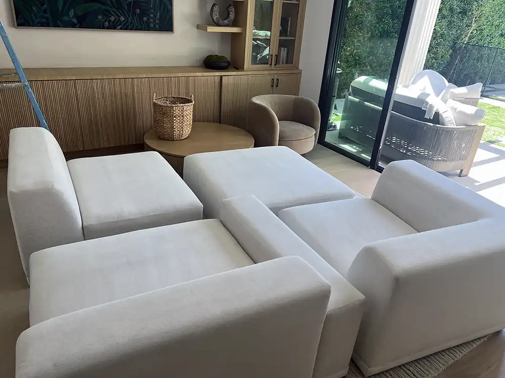 Couch Cleaning in Los Angeles